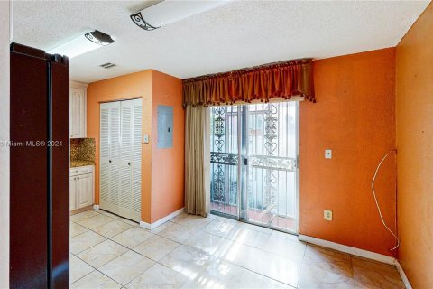 Casa en venta en Miami, Florida, 4 dormitorios, 135.27 m2 № 1354504 - foto 6