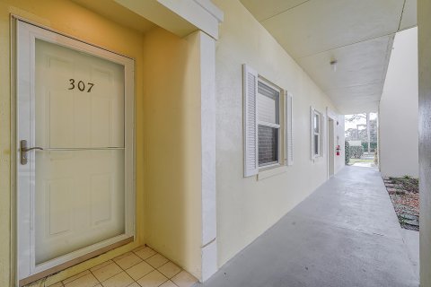 Condo in Stuart, Florida, 2 bedrooms  № 996355 - photo 7