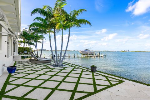Villa ou maison à vendre à Riviera Beach, Floride: 5 chambres, 441.56 m2 № 869375 - photo 15