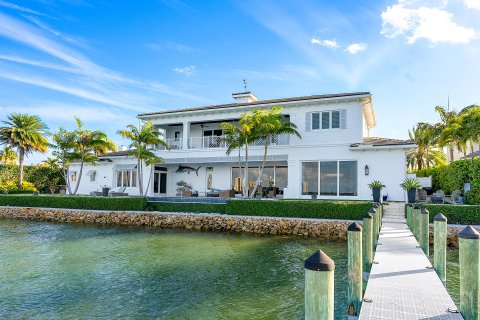 Casa en venta en Riviera Beach, Florida, 5 dormitorios, 441.56 m2 № 869375 - foto 14