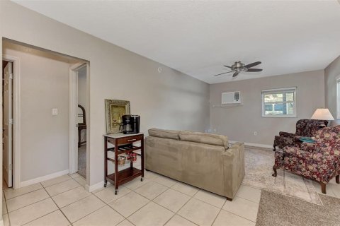 Купить коммерческую недвижимость в Пунта-Горда, Флорида 6 спален, 282.42м2, № 1169187 - фото 28