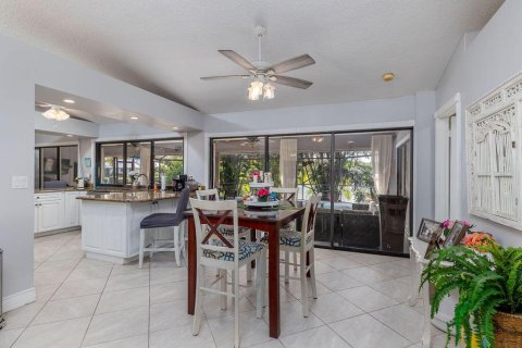 Casa en venta en Jensen Beach, Florida, 3 dormitorios, 222.78 m2 № 1168961 - foto 20