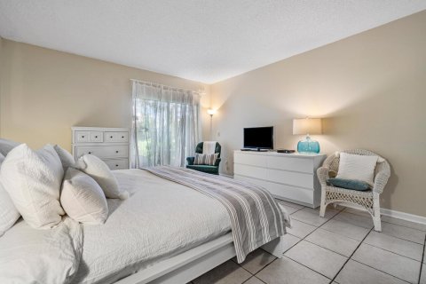 Condo in Wellington, Florida, 2 bedrooms  № 1231440 - photo 16