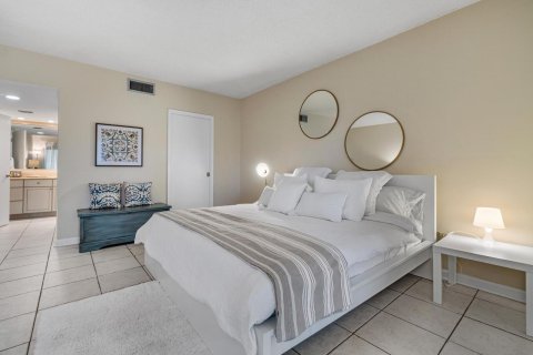 Condo in Wellington, Florida, 2 bedrooms  № 1231440 - photo 25