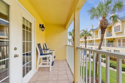 Touwnhouse à vendre à Redington Shores, Floride: 2 chambres, 114.92 m2 № 1361823 - photo 25