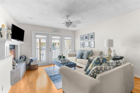 Adosado en venta en Redington Shores, Florida, 2 dormitorios, 114.92 m2 № 1361823 - foto 10