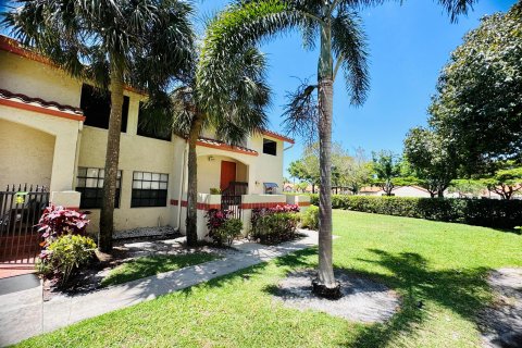 Copropriété à vendre à Deerfield Beach, Floride: 2 chambres, 125.42 m2 № 1128056 - photo 3