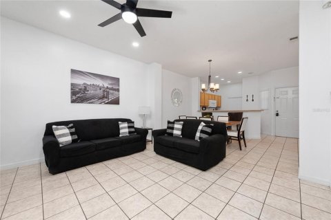 Townhouse in Kissimmee, Florida 3 bedrooms, 119.94 sq.m. № 1342375 - photo 7