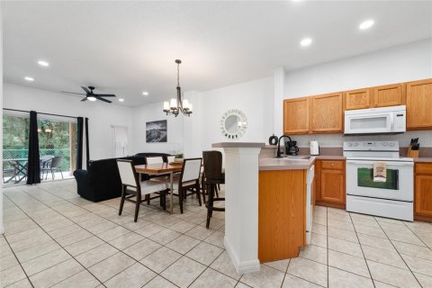 Adosado en venta en Kissimmee, Florida, 3 dormitorios, 119.94 m2 № 1342375 - foto 2