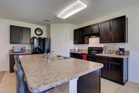 Villa ou maison à vendre à Kissimmee, Floride: 5 chambres, 248.42 m2 № 1342340 - photo 8