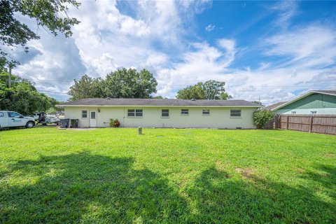 House in Lakeland, Florida 3 bedrooms, 166.48 sq.m. № 1406872 - photo 17