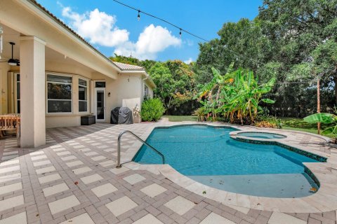 House in Davie, Florida 5 bedrooms, 368.82 sq.m. № 1224541 - photo 11