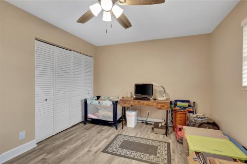 Condo in West Palm Beach, Florida, 2 bedrooms  № 1116753 - photo 15