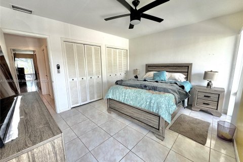 Copropriété à vendre à Hialeah, Floride: 2 chambres, 123.28 m2 № 1377624 - photo 22