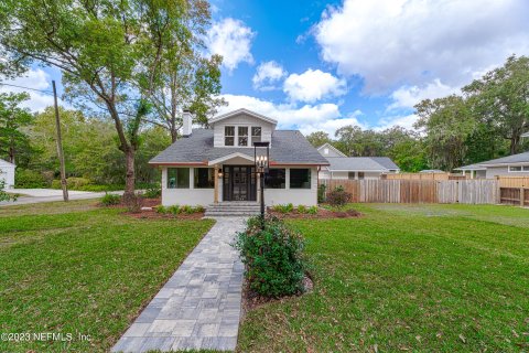 Villa ou maison à vendre à Jacksonville, Floride: 4 chambres, 246.28 m2 № 807064 - photo 1