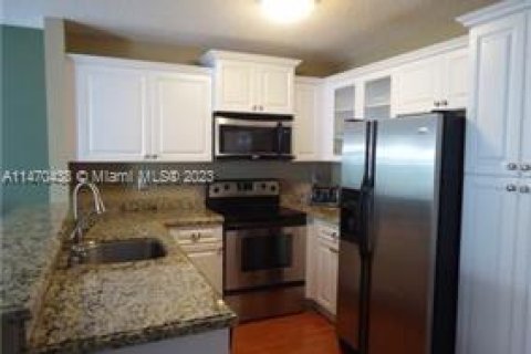 Casa en venta en Coral Springs, Florida, 3 dormitorios, 161.74 m2 № 783332 - foto 2