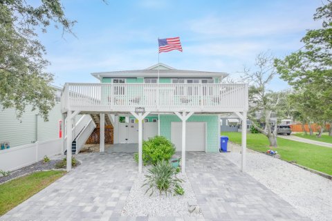 Villa ou maison à vendre à Saint Augustine, Floride: 4 chambres, 249.72 m2 № 771666 - photo 1