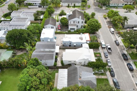 Propiedad comercial en venta en Miami, Florida, 369.38 m2 № 668865 - foto 4