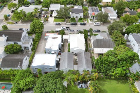 Propiedad comercial en venta en Miami, Florida, 369.38 m2 № 668865 - foto 5