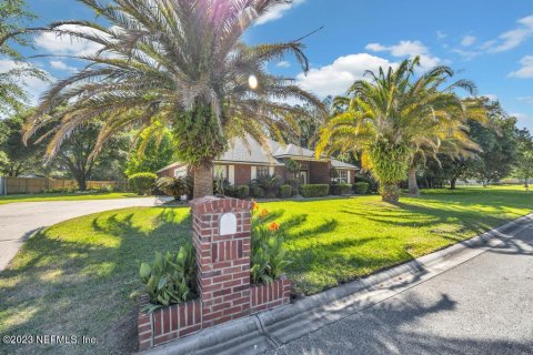 Villa ou maison à vendre à Jacksonville, Floride: 4 chambres, 269.23 m2 № 767128 - photo 1