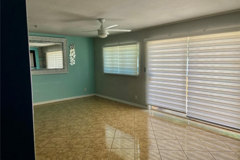 Casa en venta en Orlando, Florida, 3 dormitorios, 145.95 m2 № 1382732 - foto 12