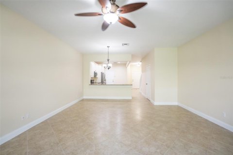 Townhouse in Winter Park, Florida 3 bedrooms, 156.26 sq.m. № 1337254 - photo 13