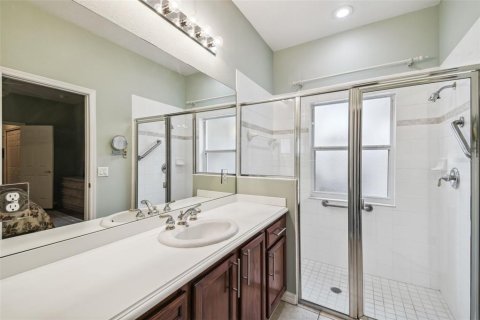 Duplex à vendre à Kissimmee, Floride: 2 chambres, 122.35 m2 № 1406434 - photo 20