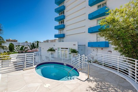 Condominio en venta en Miami Beach, Florida, 1 dormitorio, 67.26 m2 № 981964 - foto 9