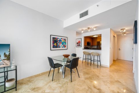 Condominio en venta en Miami Beach, Florida, 1 dormitorio, 67.26 m2 № 981964 - foto 19