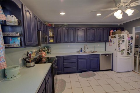 House in Okeechobee, Florida 4 bedrooms, 204.57 sq.m. № 1243306 - photo 21