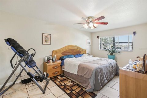 Condo in Port Richey, Florida, 2 bedrooms  № 1444321 - photo 22