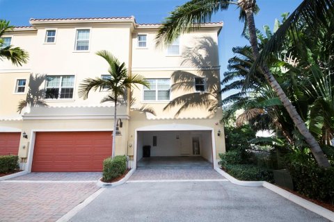 Touwnhouse à vendre à Lake Worth, Floride: 3 chambres, 152.36 m2 № 1172255 - photo 8