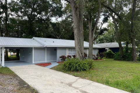 House in Tampa, Florida 3 bedrooms, 111.2 sq.m. № 1362074 - photo 3