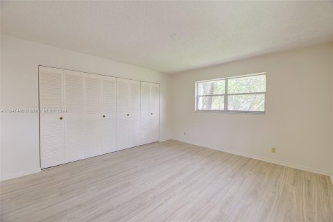 Copropriété à vendre à Davie, Floride: 2 chambres, 91.97 m2 № 1332006 - photo 18