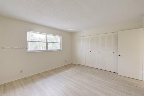 Copropriété à vendre à Davie, Floride: 2 chambres, 91.97 m2 № 1332006 - photo 23