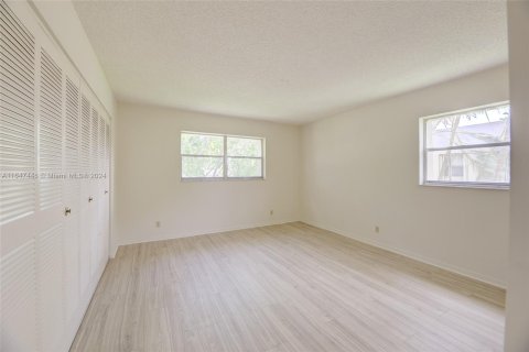 Copropriété à vendre à Davie, Floride: 2 chambres, 91.97 m2 № 1332006 - photo 17