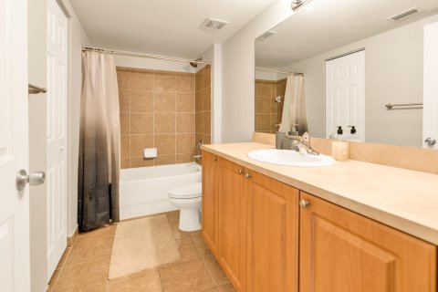 Condo in Boynton Beach, Florida, 2 bedrooms  № 1179525 - photo 16