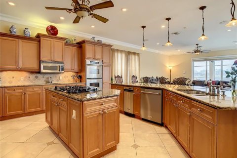 Villa ou maison à vendre à Tampa, Floride: 6 chambres, 631.46 m2 № 847584 - photo 3