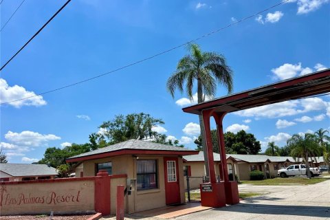 Duplex in Avon Park, Florida 2 bedrooms, 75.25 sq.m. № 1260714 - photo 14