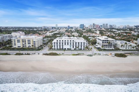 Condo in Palm Beach, Florida, 4 bedrooms  № 952218 - photo 4