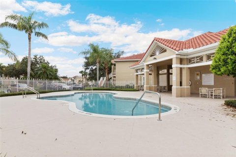 Condo in Kissimmee, Florida, 3 bedrooms  № 1369710 - photo 24