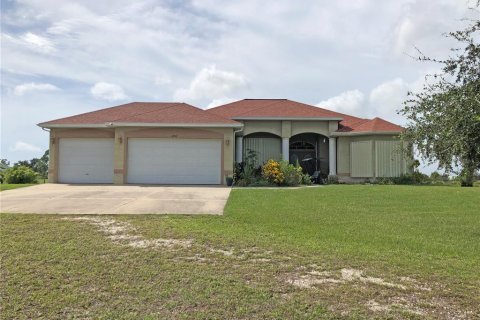 Casa en venta en Punta Gorda, Florida, 3 dormitorios, 188.68 m2 № 790433 - foto 3
