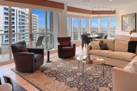 Condo in Aventura, Florida, 3 bedrooms  № 1318880 - photo 1