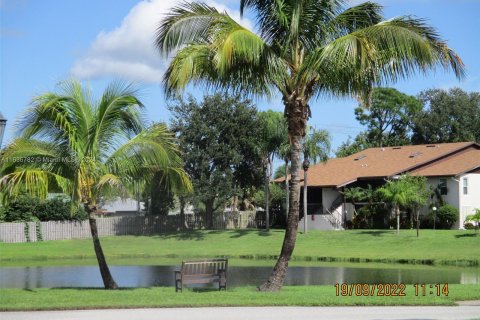 Condo in Stuart, Florida, 2 bedrooms  № 1311273 - photo 20