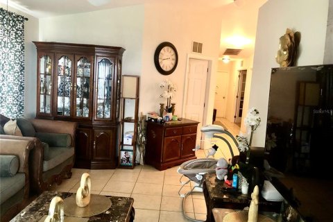 Dúplex en venta en Cape Coral, Florida, 4 dormitorios, 200.67 m2 № 631412 - foto 19
