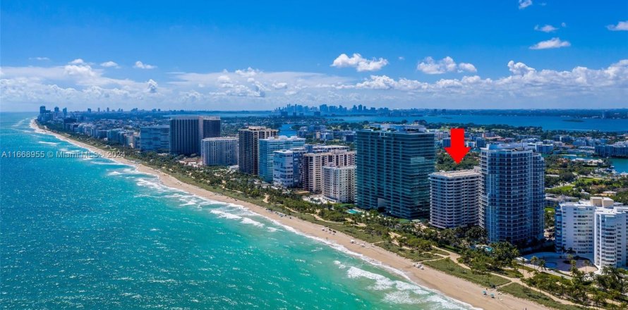 Condominio en Bal Harbour, Florida, 2 dormitorios  № 1387774