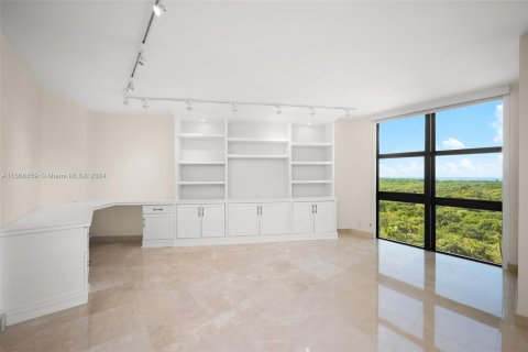 Condominio en alquiler en Key Biscayne, Florida, 2 dormitorios, 130.9 m2 № 1387809 - foto 13