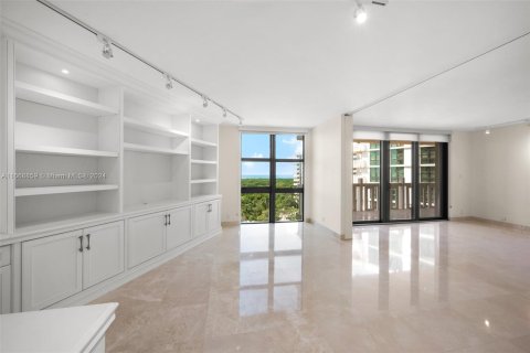 Condominio en alquiler en Key Biscayne, Florida, 2 dormitorios, 130.9 m2 № 1387809 - foto 14