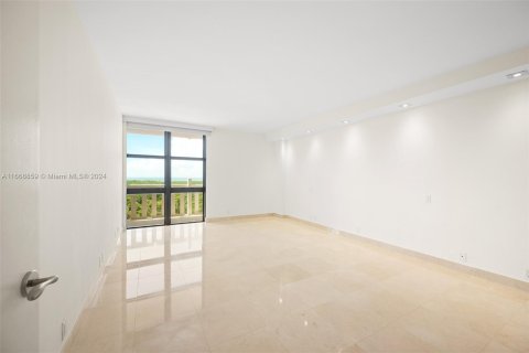 Condominio en alquiler en Key Biscayne, Florida, 2 dormitorios, 130.9 m2 № 1387809 - foto 24