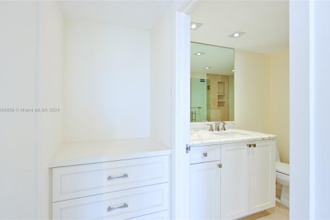 Condominio en alquiler en Key Biscayne, Florida, 2 dormitorios, 130.9 m2 № 1387809 - foto 12